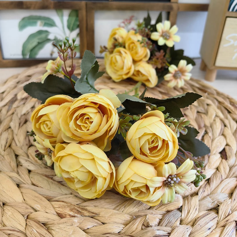 Искусственные цветы в Новочебоксарске | Цветы искусственные «Камелии с мелкоцветом», желтые, букет