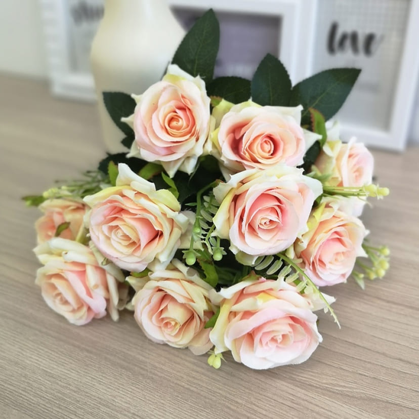 Искусственные цветы в Новочебоксарске | Цветы искусственные «Розы острые», розовато-молочные, букет