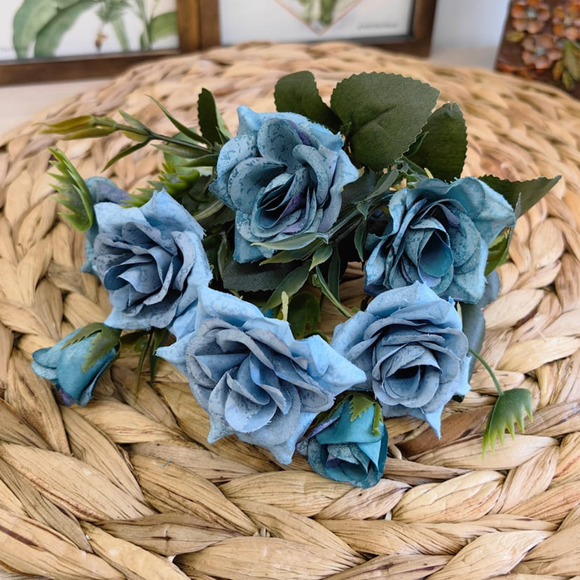 Искусственные цветы в Новочебоксарске | Цветы искусственные «Розы», синие, букет